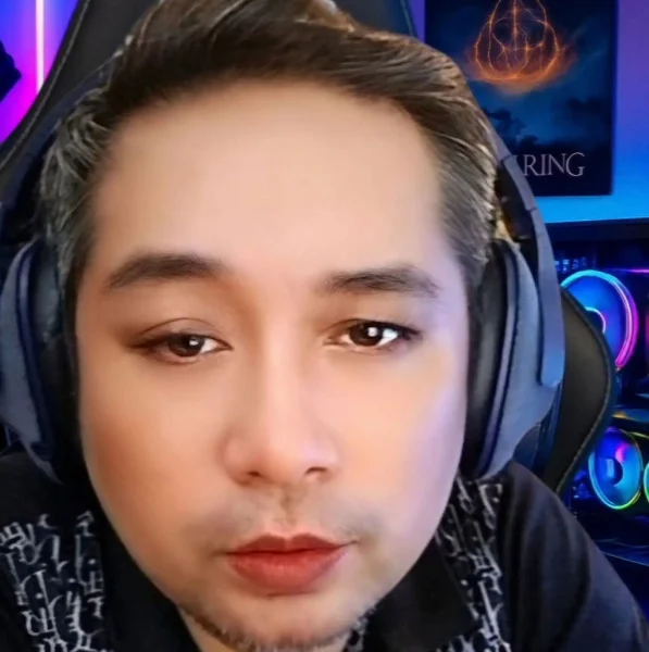 Chào mọi người, mình là [T-Lynx 🎮 nicknam in game PUBG là CubeTv-Linh8x], một game thủ đam mê PUBG PC với hơn [1 năm/2 tháng] kinh nghiệm chiến đấu trong những trận địa khốc liệt. Bắt đầu từ [năm 2019 bắt đầu chơi], mình đã không ngừng rèn luyện kỹ năng cá nhân, cải thiện tư duy chiến thuật và phối hợp đội hình để đạt hiệu quả cao nhất trong mỗi trận đấu.